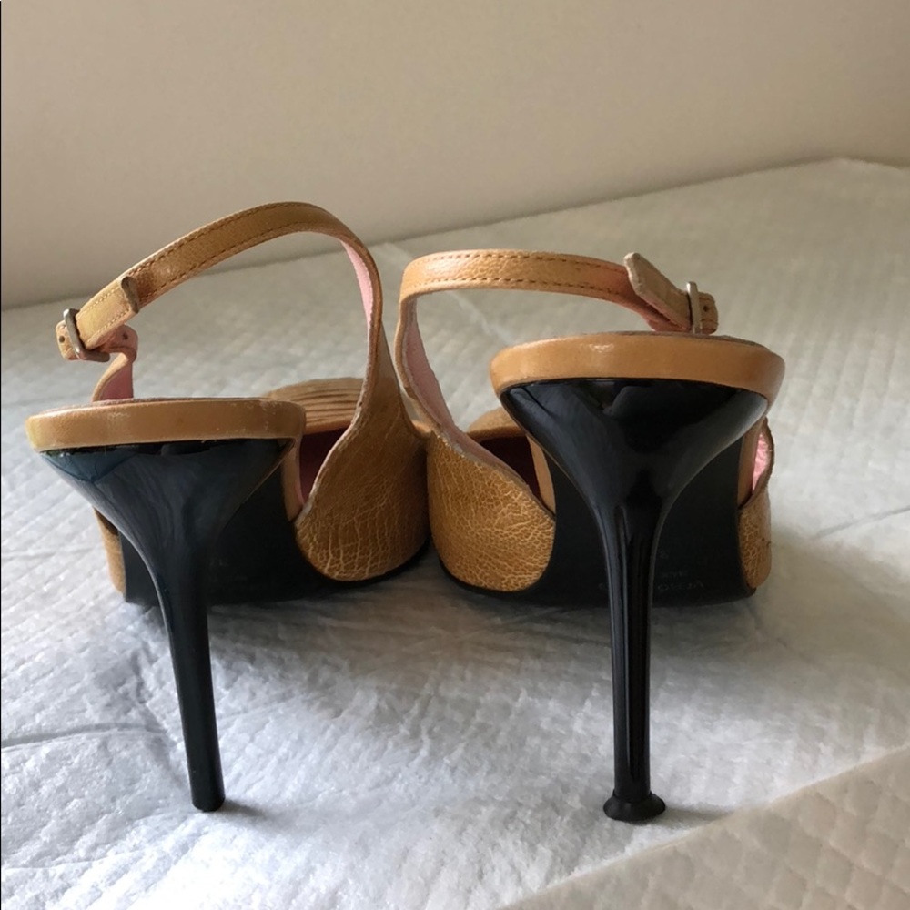 Shoes - Picture 2 of 4